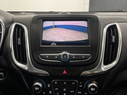 Used 2021 Chevrolet Equinox LT image 10