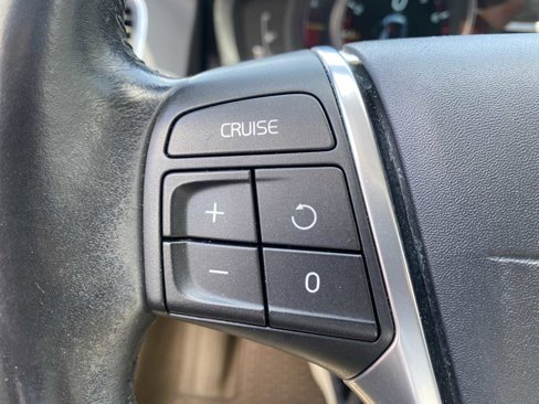 Used 2015 Volvo XC60 T5 Premier Plus image 19