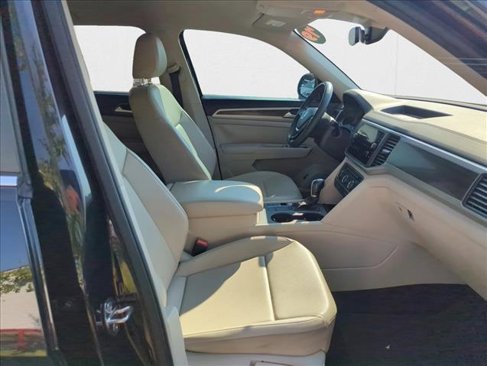 Used 2019 Volkswagen Atlas SE w/ Towing Package image 21