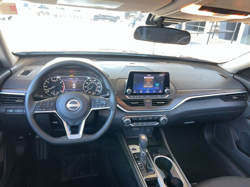 Used 2023 Nissan Altima 2.5 SV image 22