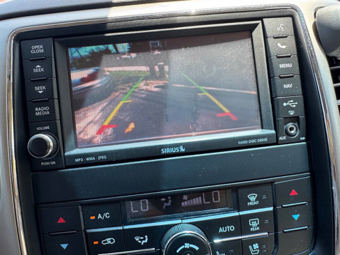 Used 2012 Jeep Grand Cherokee Overland image 9