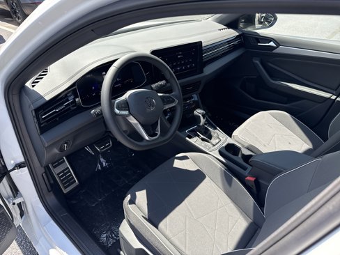 New 2025 Volkswagen Jetta Sport image 11