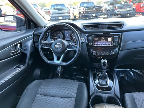 Used 2020 Nissan Rogue SV w/ Premium Package image 23