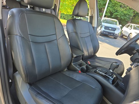 Used 2019 Nissan Rogue SL image 10