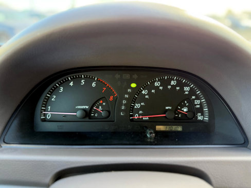 Used 2004 Toyota Camry SE image 11
