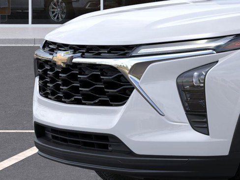 New 2025 Chevrolet Trax LS w/ LS Convenience Package image 13