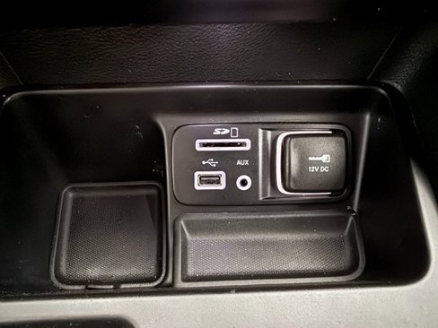 Used 2016 Jeep Cherokee Latitude image 18