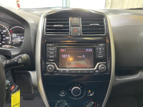 Used 2016 Nissan Versa Note SV image 35