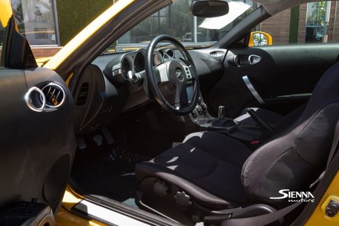 Used 2005 Nissan 350Z Enthusiast w/ (K96) Aerodynamics Pkg image 18