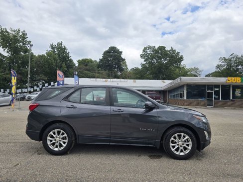 Used 2021 Chevrolet Equinox LS w/ LPO, Floor Liner Package image 5