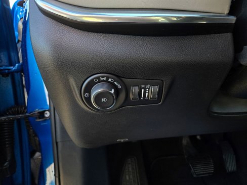 Used 2024 Jeep Compass Limited image 13