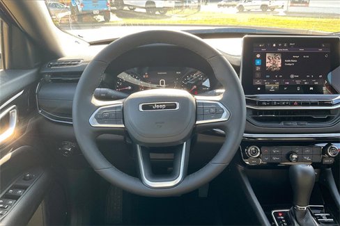 New 2025 Jeep Compass Latitude w/ Altitude Special Edition image 12