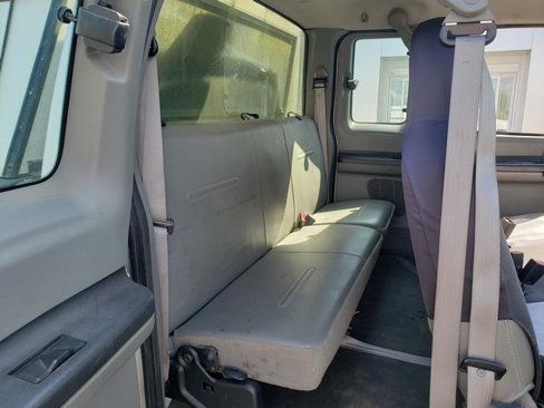 Used 2006 Ford F350 XL image 19