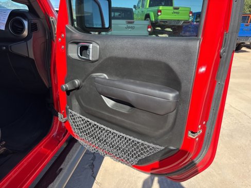 Used 2019 Jeep Wrangler Unlimited Sport image 25