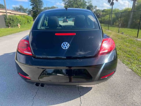 Used 2014 Volkswagen Beetle 1.8T image 6