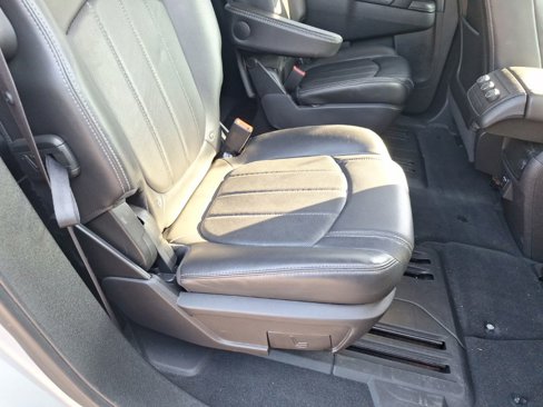 Used 2015 Buick Enclave Leather image 24