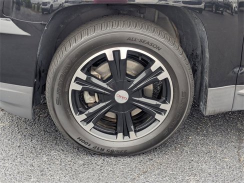 Used 2017 GMC Terrain SLT w/ Open Road Package image 10