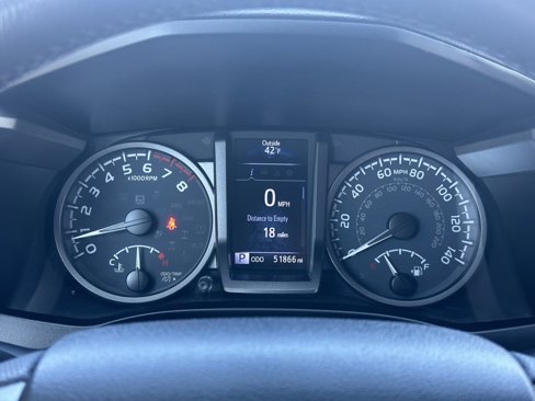 Used 2020 Toyota Tacoma TRD Off-Road image 44