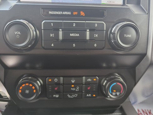 Used 2020 Ford F150 XLT w/ Equipment Group 302A Luxury image 26