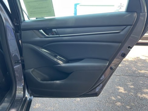 Used 2022 Honda Accord LX image 13