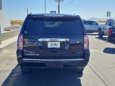 Used 2019 GMC Yukon XL Denali image 4