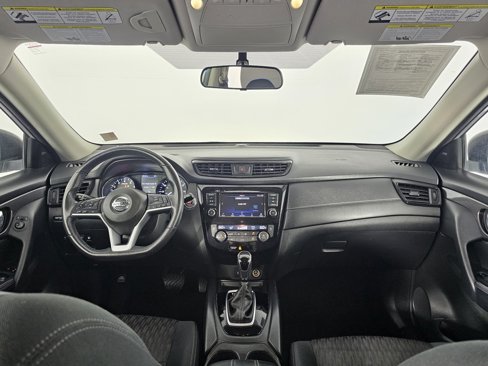 Used 2018 Nissan Rogue SV image 26