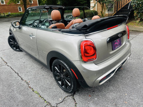 Used 2017 MINI Cooper S image 2