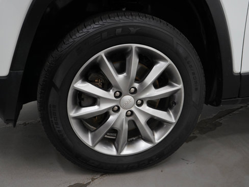 Used 2018 Jeep Cherokee Limited w/ Trailer Tow Group image 28