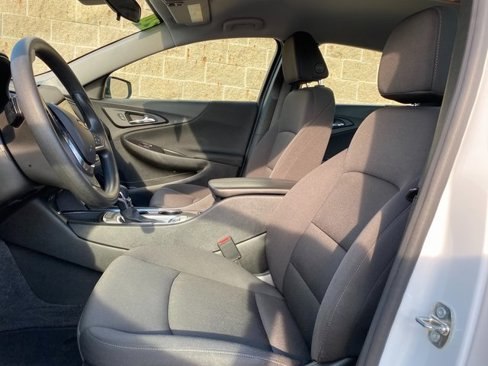Used 2024 Chevrolet Malibu LT image 13