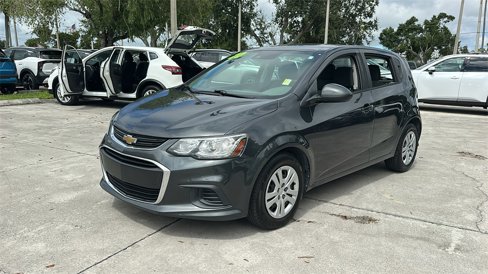 Used 2020 Chevrolet Sonic LT image 3