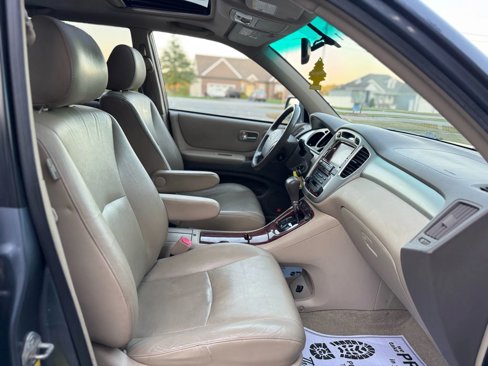 Used 2004 Toyota Highlander 4WD V6 image 21