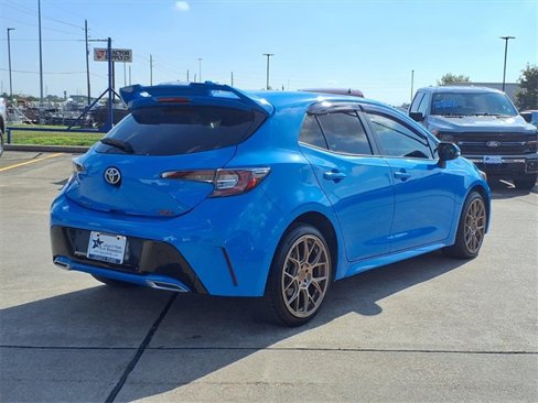Used 2020 Toyota Corolla XSE image 2