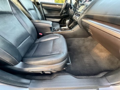 Used 2015 Subaru Legacy 2.5i Limited image 18