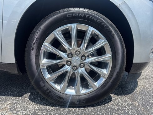 Used 2021 Buick Enclave Essence w/ Sound and Sites Package image 9