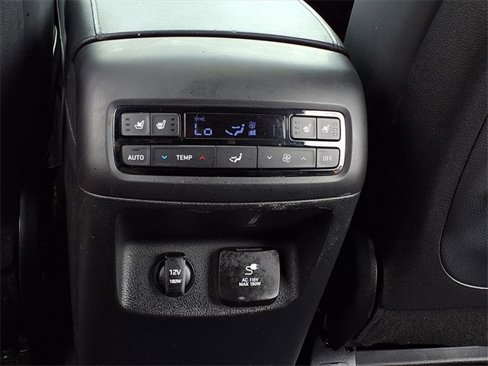 Used 2021 Hyundai Palisade Limited image 13