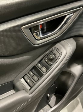 Used 2022 Subaru Forester Premium image 7