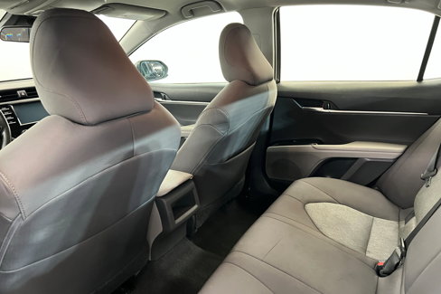 Certified 2019 Toyota Camry LE image 20