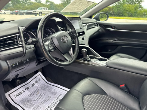 Used 2023 Toyota Camry SE image 14
