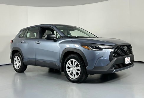 Used 2023 Toyota Corolla Cross L image 1