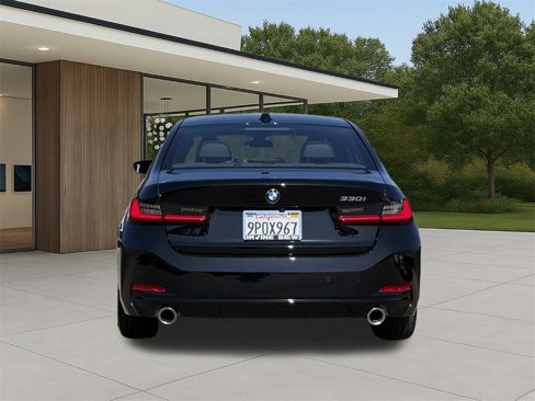 Used 2025 BMW 330i Sedan w/ Convenience Package image 7