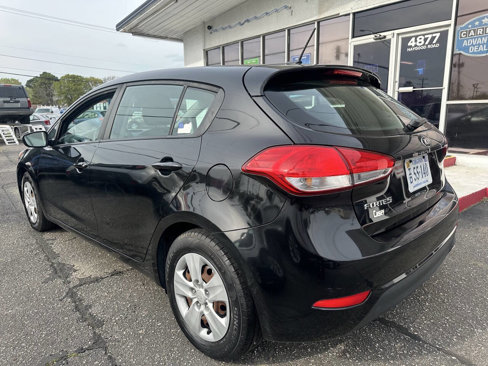 Used 2017 Kia Forte LX image 6