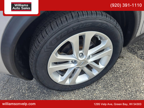 Used 2016 Nissan Juke S image 23