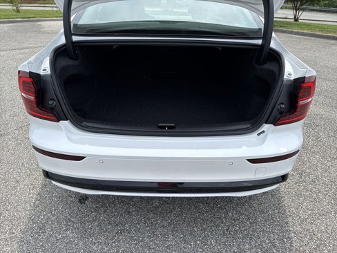 Certified 2024 Volvo S60 B5 Core image 12