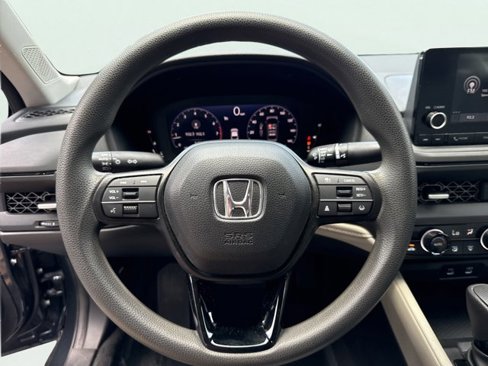 Certified 2023 Honda Accord EX image 11