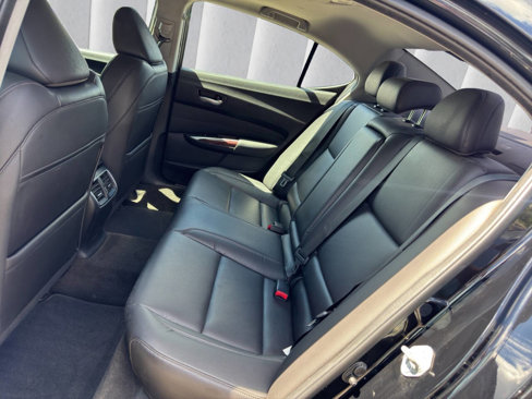 Used 2015 Acura TLX image 11