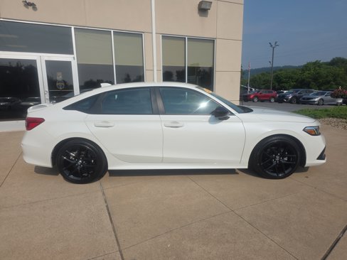Used 2023 Honda Civic Sport image 4