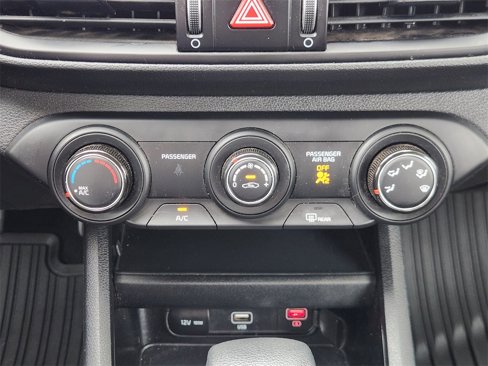 Used 2024 Kia Forte LX image 17