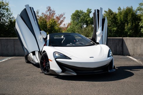 Used 2020 McLaren 600LT Spider image 10