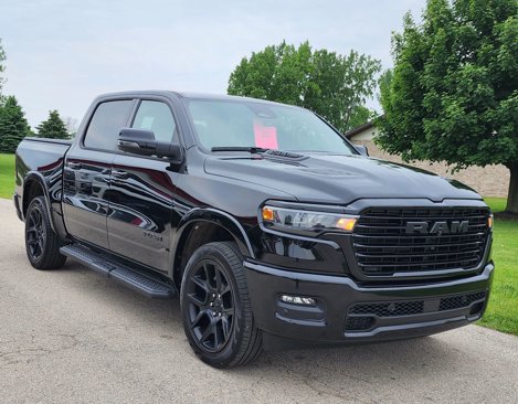 Used 2025 RAM 1500 Laramie w/ Night Edition image 6