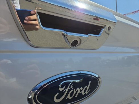 Used 2019 Ford F150 Lariat w/ Equipment Group 502A Luxury image 11